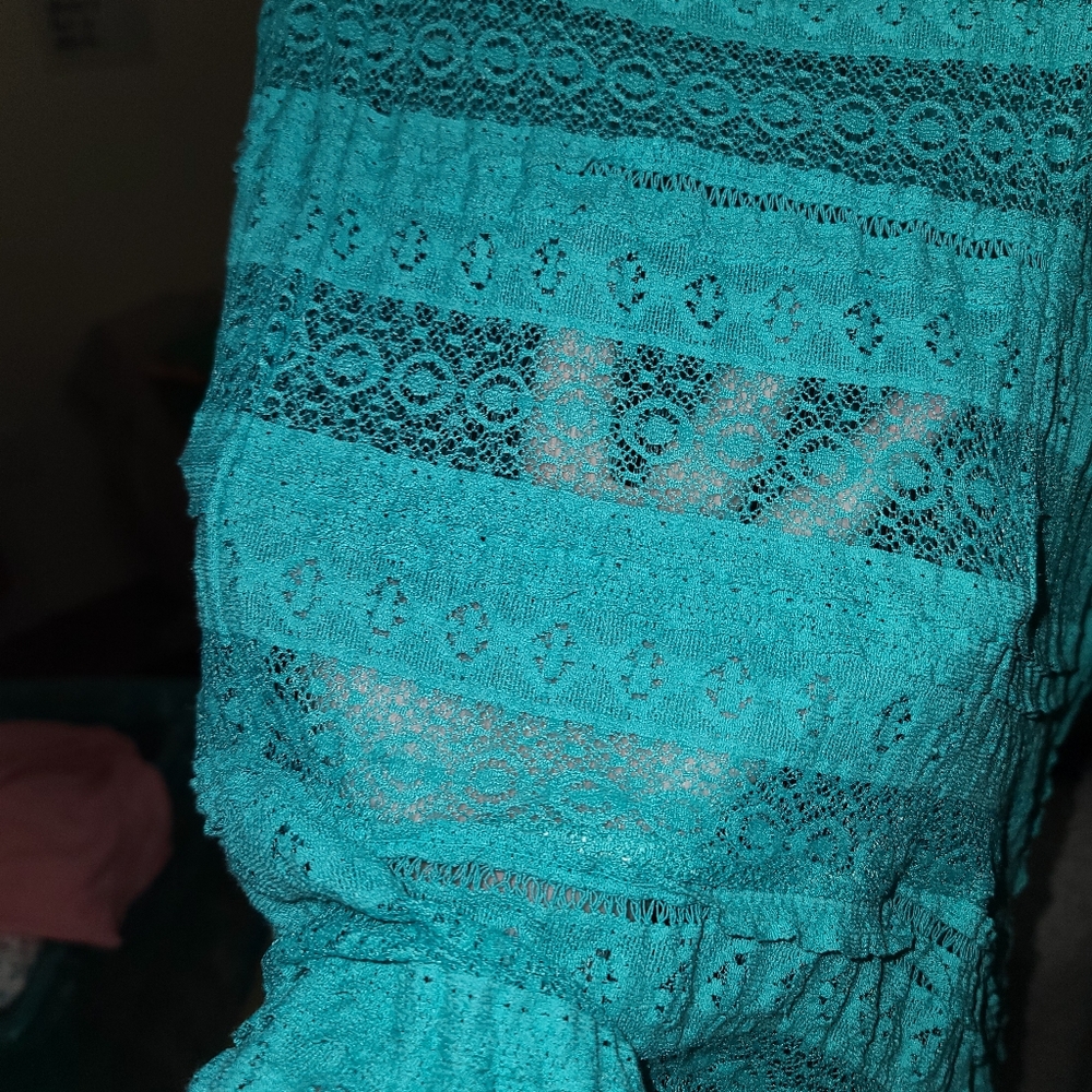 Torrid lace top - Picture 3 of 4